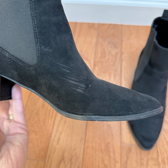 Nine West Pointed Toe Faux Suede Booties Black Size 8.5 - Picture 9 of 12